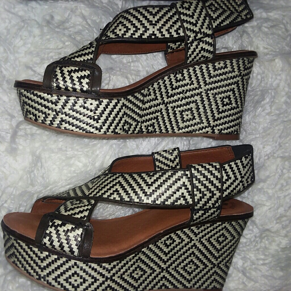 Lucky Brand Shoes